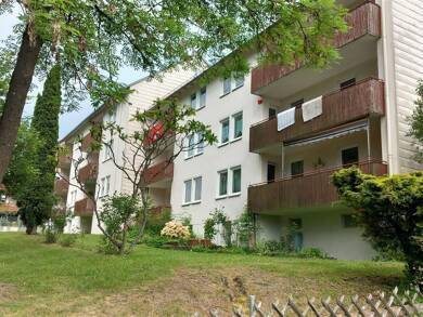 Wohnung zur Miete 367 € 4 Zimmer 78,4 m² 1. Geschoss Alte Schulstraße 15 Selb-Plößberg Selb 95100