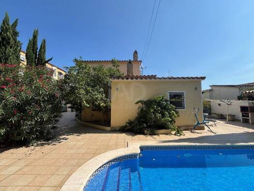 Villa zum Kauf 428.000 € 4 Zimmer 168 m² 366 m² Grundstück Castelló d'Empúries 17487