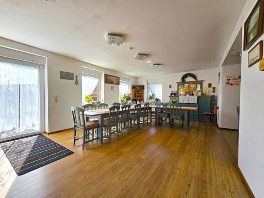 Einfamilienhaus zum Kauf 199.000 € 5 Zimmer 250 m² 1.160 m² Grundstück Friedrichsfeld Trendelburg / Friedrichsfeld 34388