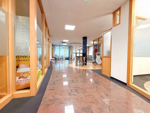 Bürokomplex zum Kauf 299.000 € 8 Zimmer 271,6 m² Bürofläche Neustadt Neustadt an der Aisch 91413