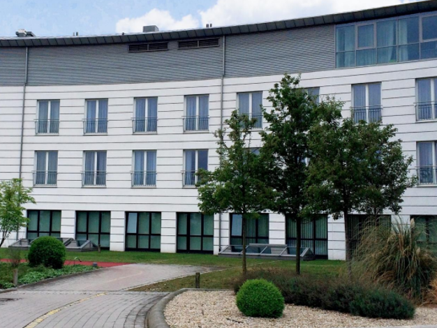 Praxis zur Miete 11 € 2.416,2 m² Bürofläche teilbar ab 525 m² Südstadt Fürth 90763