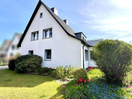 Einfamilienhaus zum Kauf 320.000 € 8 Zimmer 127 m² 611 m² Grundstück Uelzen Uelzen 29525