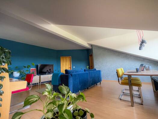 Wohnung zur Miete 640 € 3 Zimmer 80 m² Geschoss 2/3 frei ab 01.10.2026 Haslach Traunstein 83278
