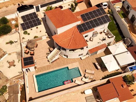 Haus zum Kauf 849.000 € 260 m² 750 m² Grundstück Calpe (Calp) 03710