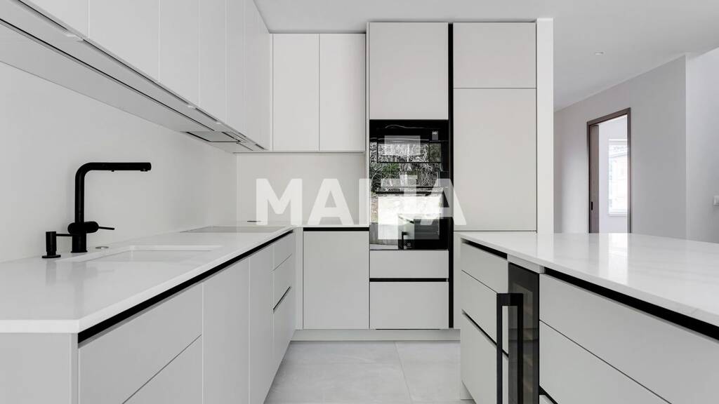 Reihenmittelhaus zum Kauf 498.000 € 4 Zimmer 123 m² 3.447 m² Grundstück Hankaintie 15 Kirkkonummi 02480