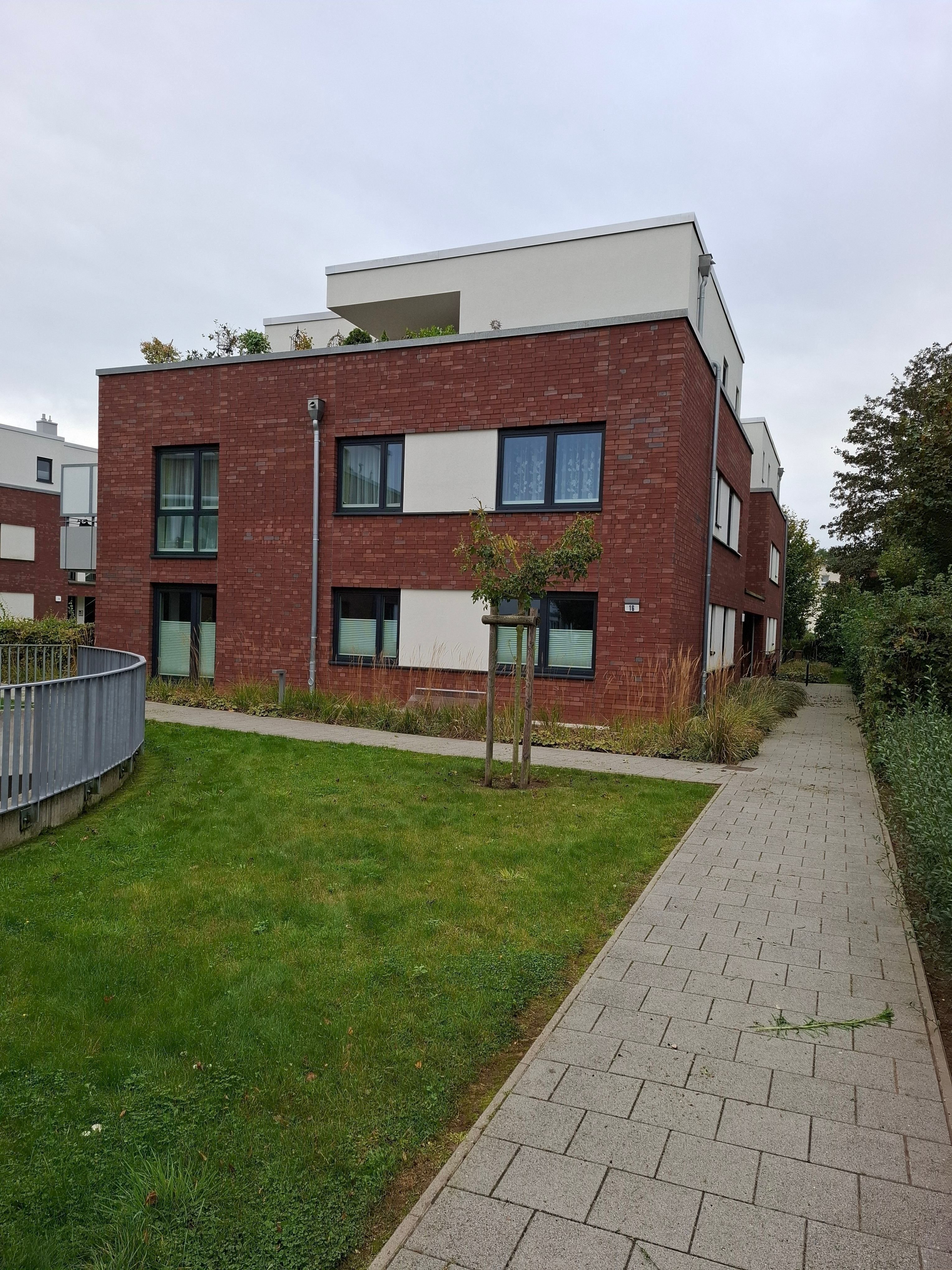 Wohnung zur Miete 1.400 € 3 Zimmer 97,2 m²<br/>Wohnfläche EG<br/>Geschoss ab sofort<br/>Verfügbarkeit Krummeck 16 Hüxter- / Mühlentor / Gärtnergasse Lübeck 23564