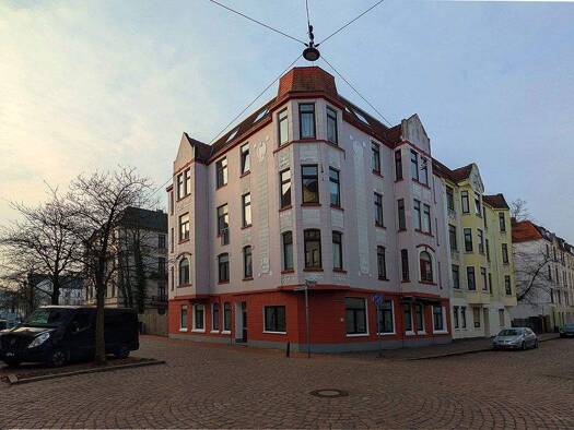 Mehrfamilienhaus zum Kauf als Kapitalanlage geeignet 790.000 € 37 Zimmer 748 m² 587 m² Grundstück Potsdamer Straße 11 Lehe Bremerhaven 27576