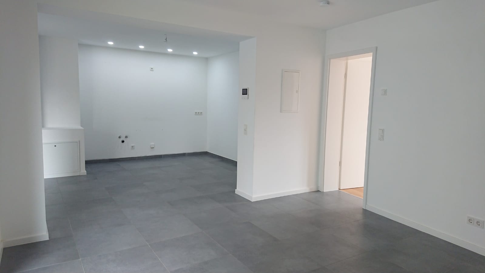 Wohnung zur Miete 800 € 2 Zimmer 75 m²<br/>Wohnfläche 1.<br/>Geschoss ab sofort<br/>Verfügbarkeit Hostenbach Wadgassen 66787