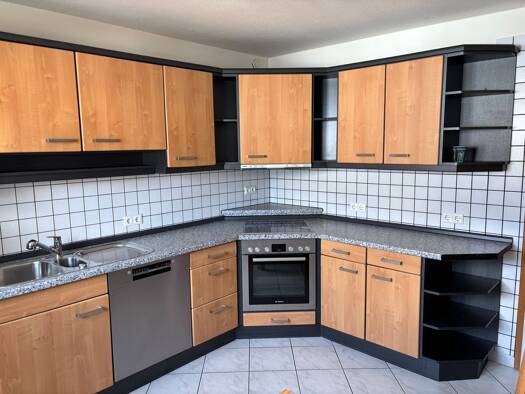 Wohnung zur Miete 1.200 € 4 Zimmer 121 m² Geschoss 1/3 frei ab 01.11.2026 Niederwerth 56179