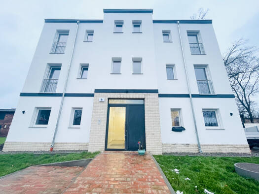 Mehrfamilienhaus zum Kauf 4.700.000 € 1.306 m² 3.997 m² Grundstück Briesen Briesen (Mark) 15518