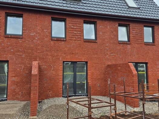 Reihenhaus zur Miete - Erstbezug 2.530 € 5 Zimmer 136 m² 125 m² Grundstück frei ab 01.12.2026 Garstedt Norderstedt 22846