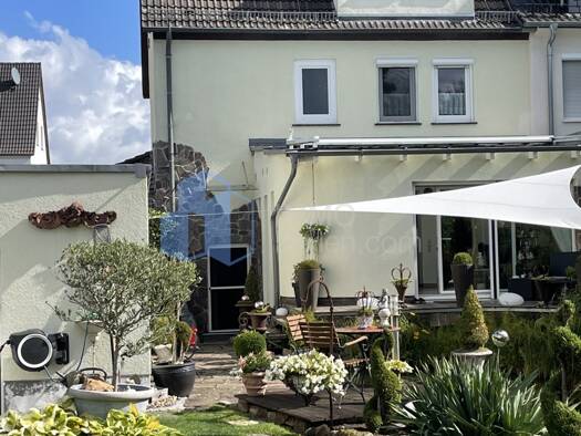 Mehrfamilienhaus zum Kauf 450.000 € 7 Zimmer 178 m² 885 m² Grundstück Nord-Holland Kassel 34127