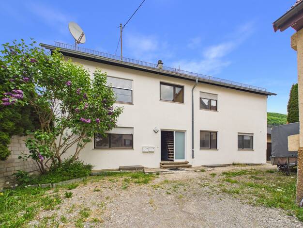 Mehrfamilienhaus zum Kauf 489.000 € 11 Zimmer 271,1 m² 510 m² Grundstück Beuren Beuren 72660