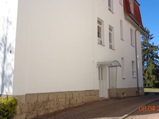 Wohnung zur Miete 335 € 2 Zimmer 45 m² 1. Geschoss frei ab sofort Naumburg Naumburg (Saale) 06618