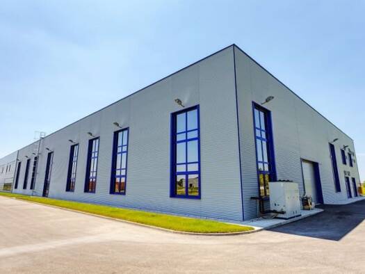Lagerhalle zur Miete 14.100 m² Lagerfläche teilbar ab 700 m² Feldbergstraße 24 Niederhöchstadt Eschborn 65760