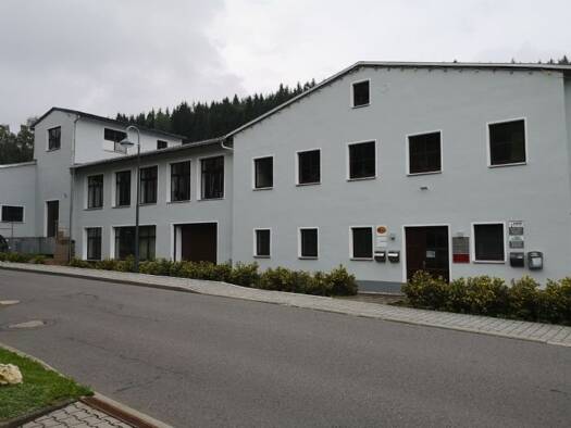 Lagerhalle zur Miete provisionsfrei 2 € 200 m² Lagerfläche Dorfstraße 22 Lauta Marienberg 09496