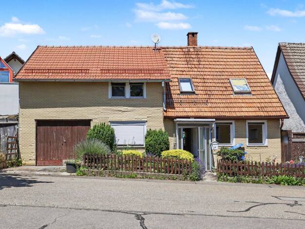 Einfamilienhaus zum Kauf 120.000 € 5 Zimmer 110 m² 420 m² Grundstück Mönchweiler 78087