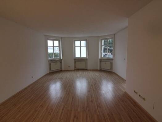 Wohnung zur Miete 625 € 3,5 Zimmer 85 m² 1. Geschoss frei ab 01.04.2026 Arnstorf 94424