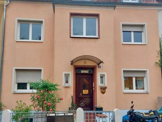 Mehrfamilienhaus zum Kauf als Kapitalanlage geeignet 825.000 € 8 Zimmer 226,5 m² 308 m² Grundstück Fritz-von-Röth-Straße Schoppershof Nürnberg 90409