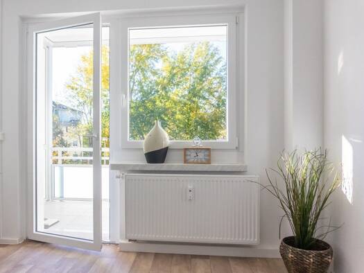 Wohnung zur Miete 221 € 1 Zimmer 36,3 m² 3. Geschoss frei ab 01.11.2026 Albert-Schweitzer-Straße 54 Altendorf Altendorf 09116