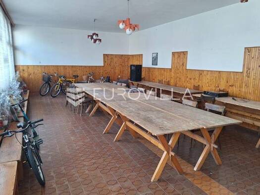 Haus zum Kauf 190.000 € 1 Zimmer 410 m² Mala Svarca Karlovac