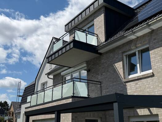 Wohnung zur Miete 1.075 € 3 Zimmer 86,4 m² Geschoss 1/3 frei ab sofort Plackenstraße 20 Syke 28857