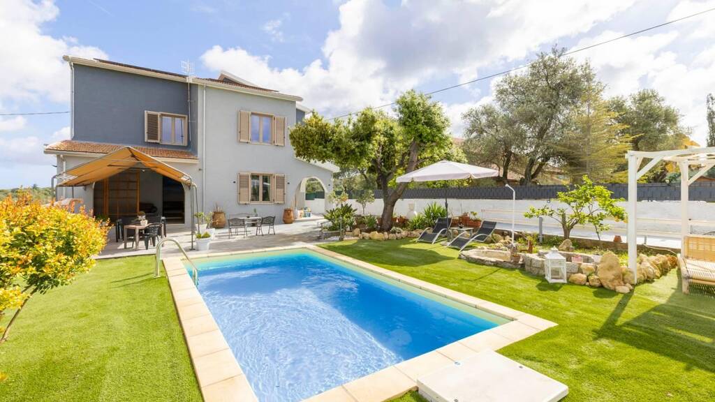 Haus zum Kauf 588.000 € 8 Zimmer 324 m² 3.845 m² Grundstück Sassari 07100