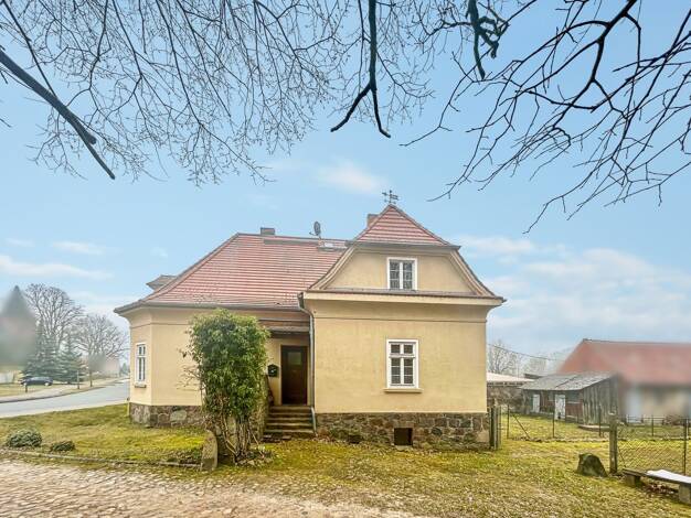 Einfamilienhaus zum Kauf 159.000 € 7 Zimmer 220 m² 853 m² Grundstück Mesendorf Pritzwalk 16928