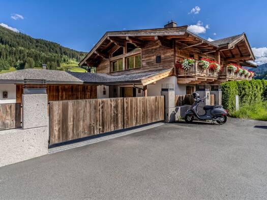 Haus zum Kauf 4.500.000 € 6 Zimmer 443 m² 1.200 m² Grundstück Jochberg 6373