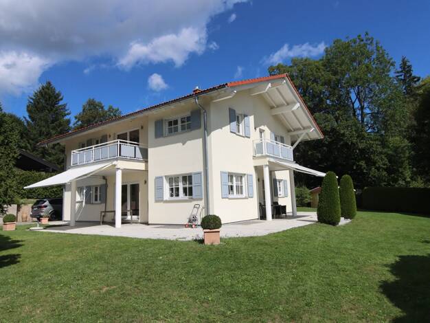 Einfamilienhaus zum Kauf 7 Zimmer 220 m² 1.900 m² Grundstück Bad Wiessee Bad Wiessee 83707