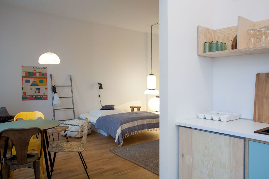 Wohnung zur Miete Wohnen auf Zeit 1.330 € 1 Zimmer 41 m²<br/>Wohnfläche 23.09.2024<br/>Verfügbarkeit Dirschauer Straße Friedrichshain Berlin 10245