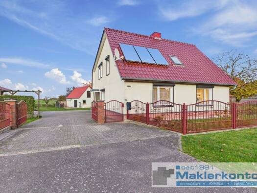 Einfamilienhaus zum Kauf 320.000 € 6 Zimmer 170 m² 3.019 m² Grundstück Priborn 17209