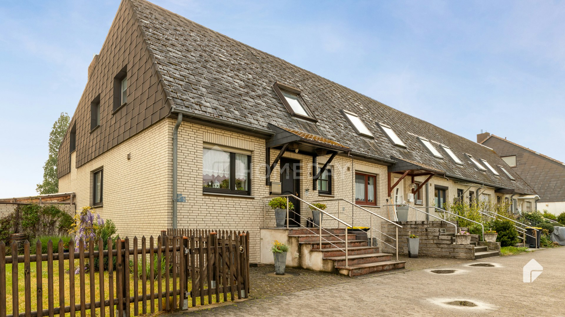 Reihenmittelhaus zum Kauf 299.000 € 5 Zimmer 150 m²<br/>Wohnfläche 309 m²<br/>Grundstück Misburg-Nord Hannover 30629