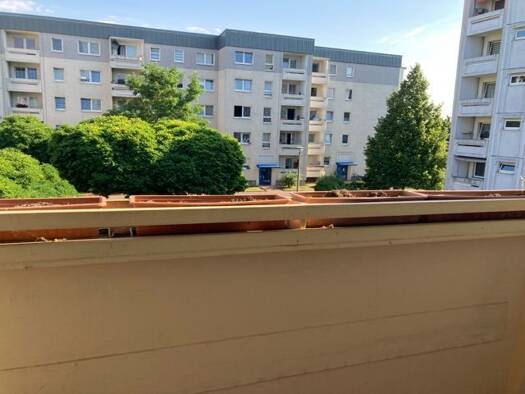 Wohnung zur Miete 300 € 2 Zimmer 49,7 m² 2. Geschoss frei ab 01.09.2026 Clara-Zetkin-Straße 27 Siebleben Gotha 99867