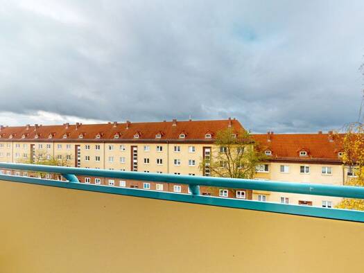 Wohnung zur Miete 396 € 3 Zimmer 57,9 m² 2. Geschoss Manfred-Stern-Straße 32 Gesundbrunnen Süd 06128