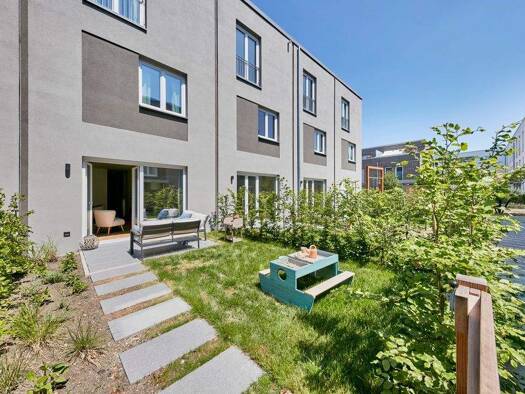 Stadthaus zum Kauf - Erstbezug provisionsfrei 725.500 € 4 Zimmer 143,1 m² List Hannover 30177