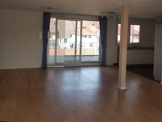 Penthouse zur Miete 1.450 € 3 Zimmer 126 m² Geschoss 4/5 frei ab 01.04.2026 Singen Singen (Hohentwiel) 78224