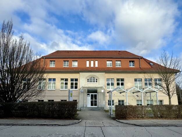 Bürofläche zur Miete provisionsfrei 152 m² Bürofläche Radeberg Radeberg 01454