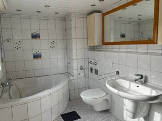 Wohnung zur Miete 750 € 3,5 Zimmer 100 m² Geschoss 1/2 frei ab sofort Hamm-Mitte Hamm 59065