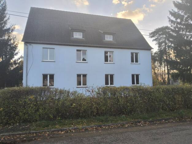 Mehrfamilienhaus zum Kauf 115.000 € 6 Zimmer 281 m² 1.303 m² Grundstück Wiednitz Bernsdorf 02994