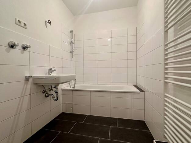 Wohnung zur Miete nur mit Wohnberechtigungsschein 388 € 3 Zimmer 78,1 m² frei ab 19.07.2025 Rahestr. 2 Hauptfriedhof Dortmund 44309