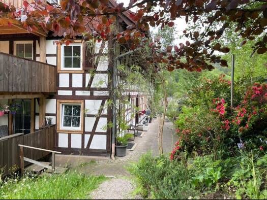 Wohnung zur Miete 1.100 € 4,5 Zimmer 110 m² Geschoss 1/2 frei ab sofort Ortsgebiet Ottenhöfen im Schwarzwald 77883