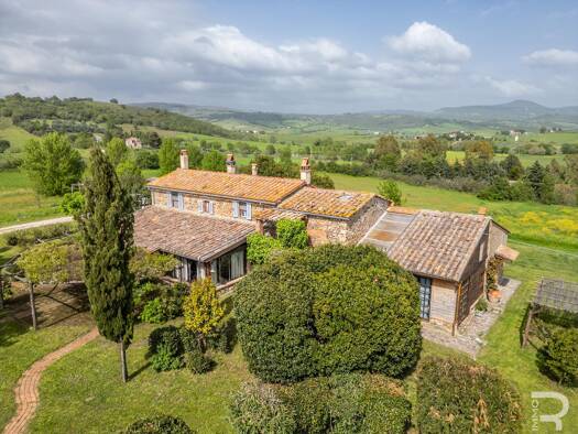 Haus zum Kauf 800.000 € 7 Zimmer 395 m² 18.000 m² Grundstück Manciano