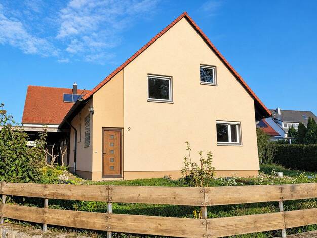 Einfamilienhaus zur Miete 1.300 € 6 Zimmer 142 m² 470 m² Grundstück frei ab 15.12.2026 Hofstetten Hilpoltstein 91161