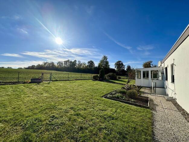 Bungalow zum Kauf provisionsfrei 249.000 € 3 Zimmer 90 m² 638 m² Grundstück Schuckenbaum Leopoldshöhe 33818