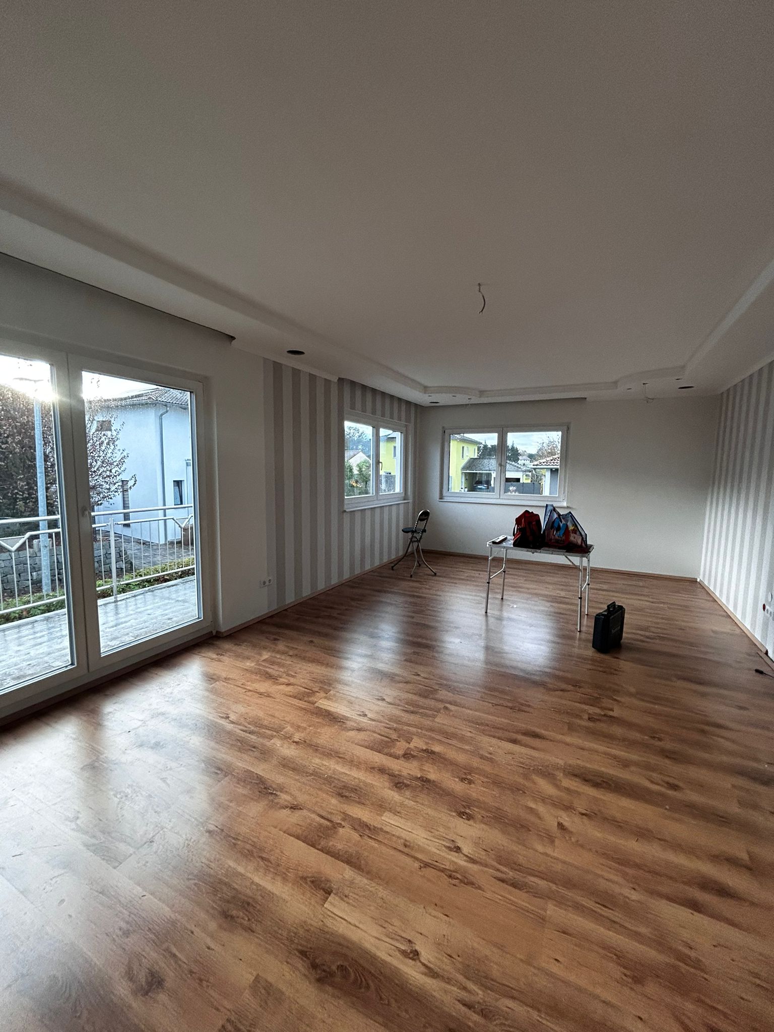 Wohnung zur Miete 950 € 4 Zimmer 98 m²<br/>Wohnfläche 1.<br/>Geschoss ab sofort<br/>Verfügbarkeit Stocklandweg Heining Passau 94036