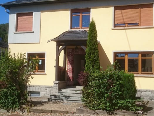 Wohnung zur Miete 480 € 3 Zimmer 80 m² frei ab sofort Hauptstraße 36 Arzbach 56337