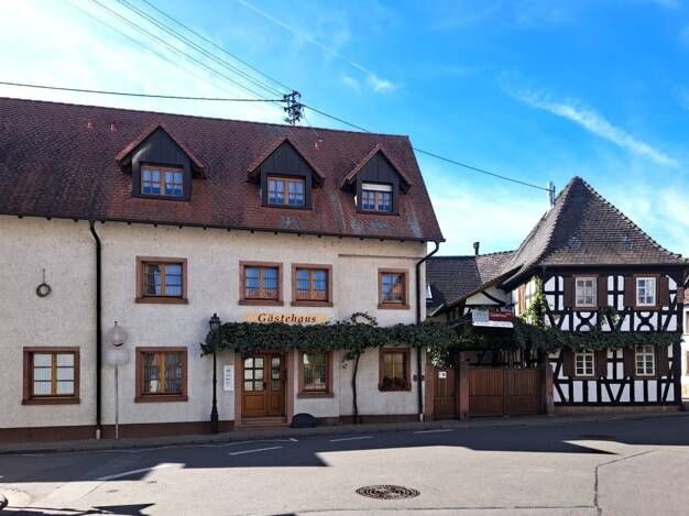 Hotel zum Kauf 990.000 € 27 Zimmer 760 m² Grundstück Lustadt 67363