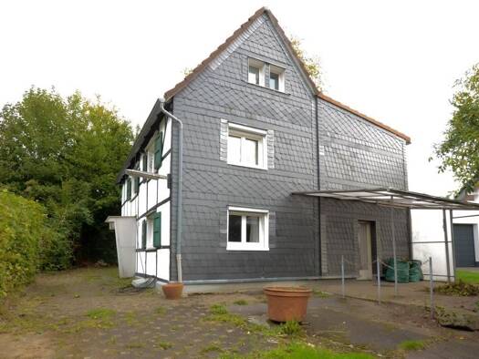 Einfamilienhaus zum Kauf 299.000 € 8 Zimmer 132,9 m² 354 m² Grundstück Bergisch Neukirchen Leverkusen (Bergisch Neukirchen) 51381