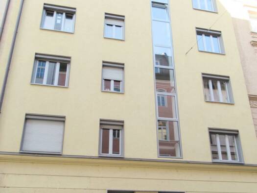 Laden zur Miete 3.061 € 2 Zimmer 104 m² Verkaufsfläche Altstadt-Lehel München 80538